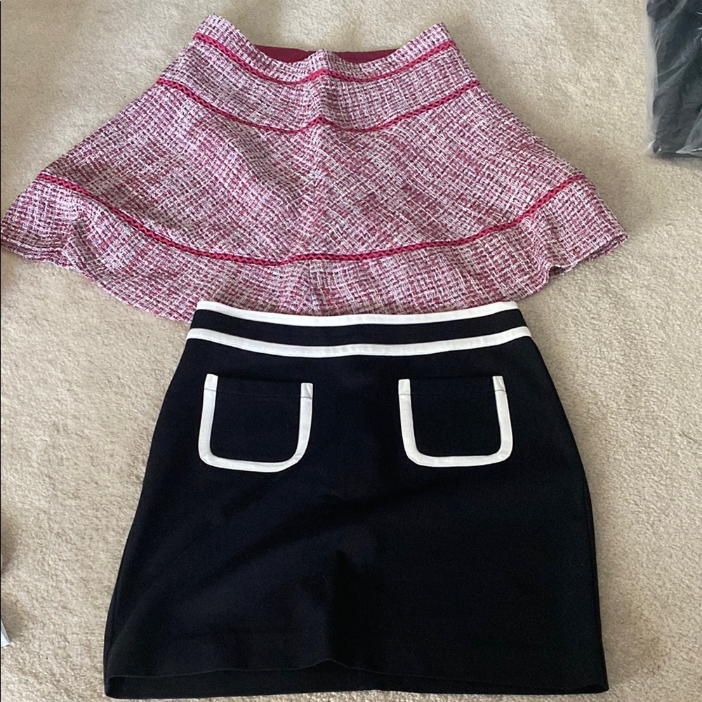 2-skirt bundle size 2 by banana republic - Picture 1 of 13